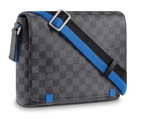 Louis Vuitton District PM New